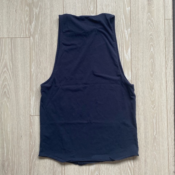 Alphalete Cut-off - Picture 2 of 4